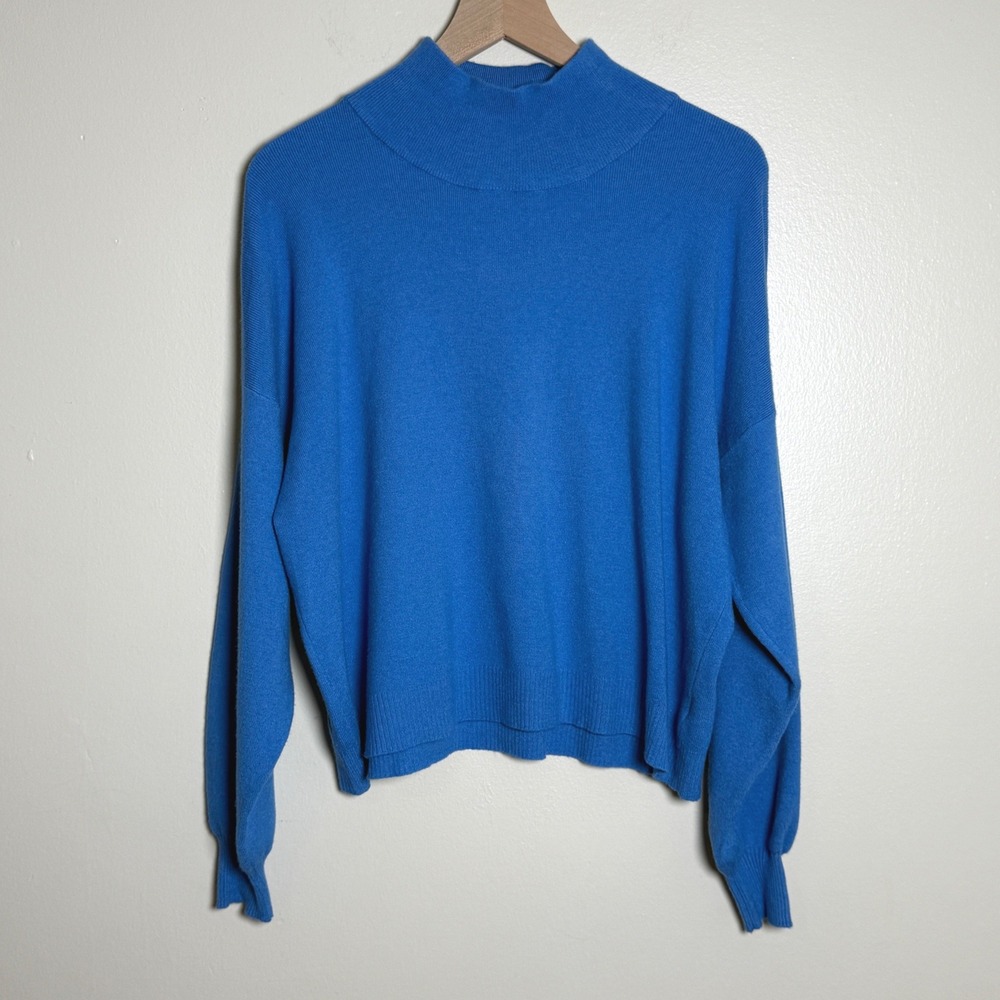 VICI Royal Blue Mock Neck Relaxed Knit Sweater M Minimal Long Sleeve Pullover